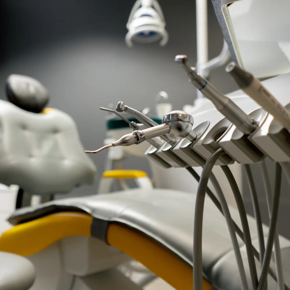 a-dental-office-white-sterile-ready-for-robots-yel-TWBARZK.webp